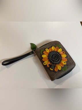 Chala | Sunflower Zip Around Wristlet Wallet